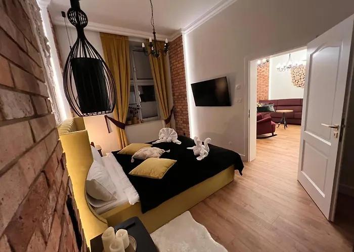 Brick Castle - Apartament Helga